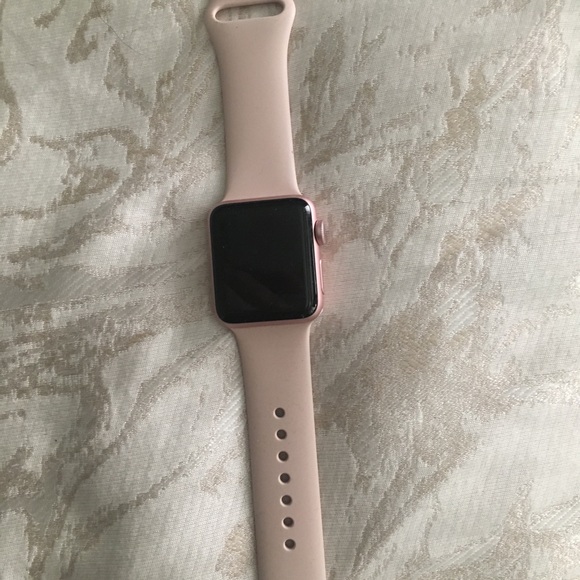 Apple Watch - Picture 3 of 5